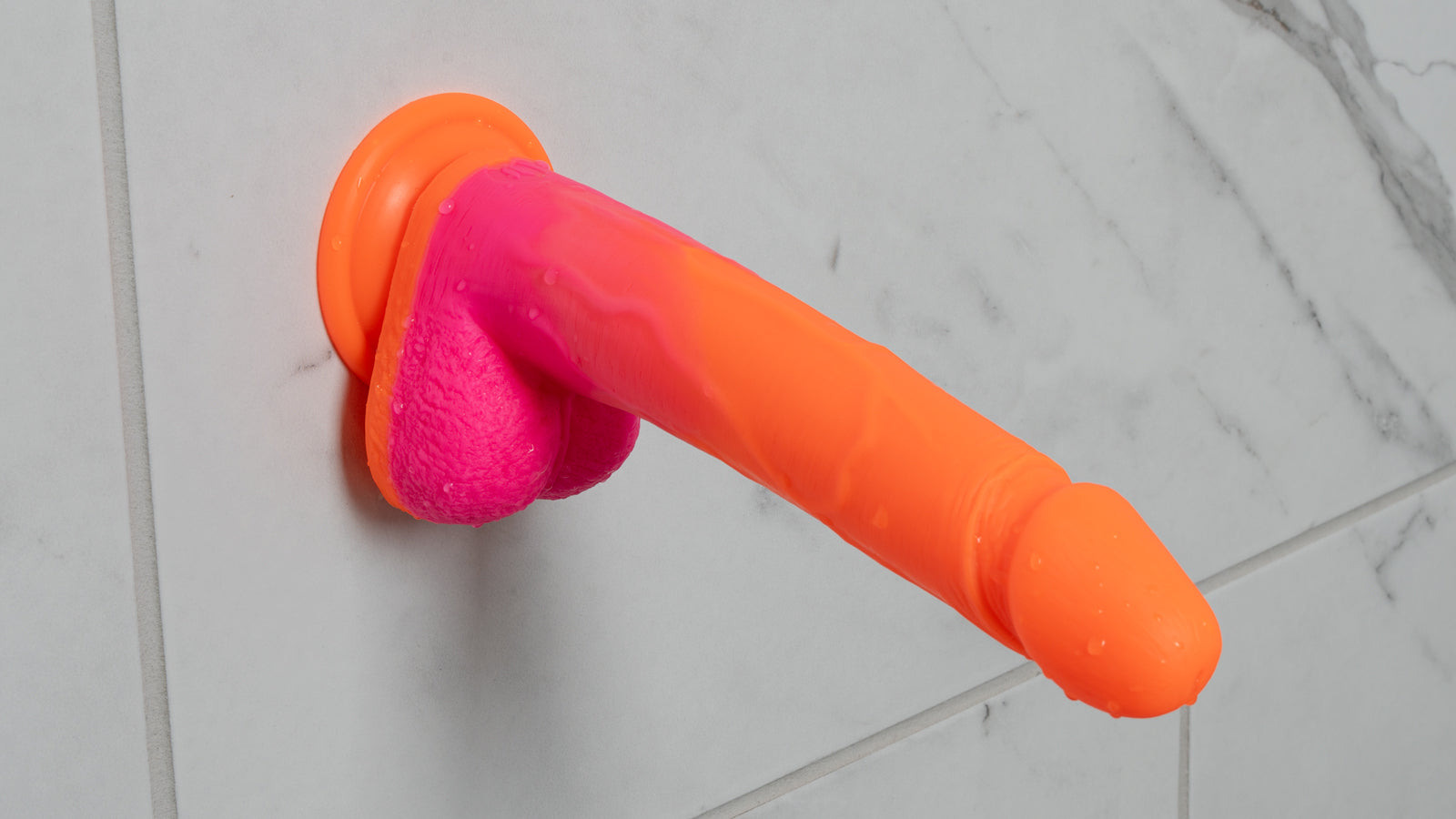 How to Use a Suction Cup Dildo